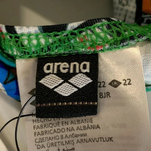 Arena Women's Summer Comic Swim Tech On Piece Swimsuit Size 22 NWT - Picture 11 of 16